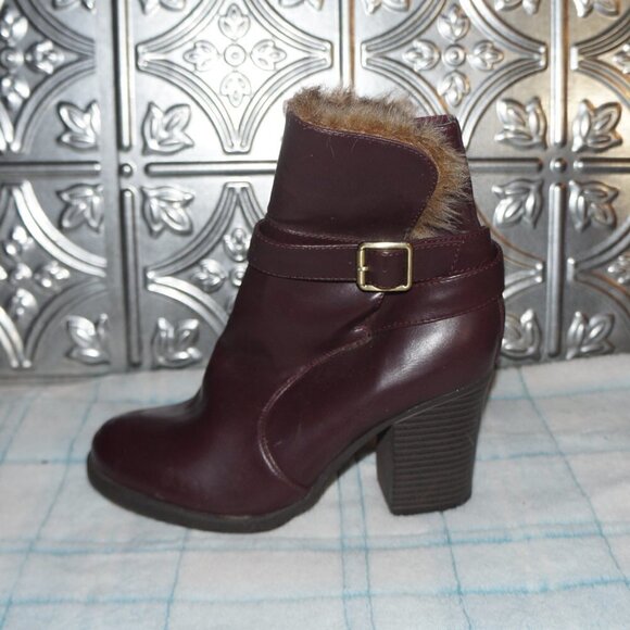 Charlotte Russe Size 7 Burgundy Faux-Fur Heeled Boots - Picture 3 of 8